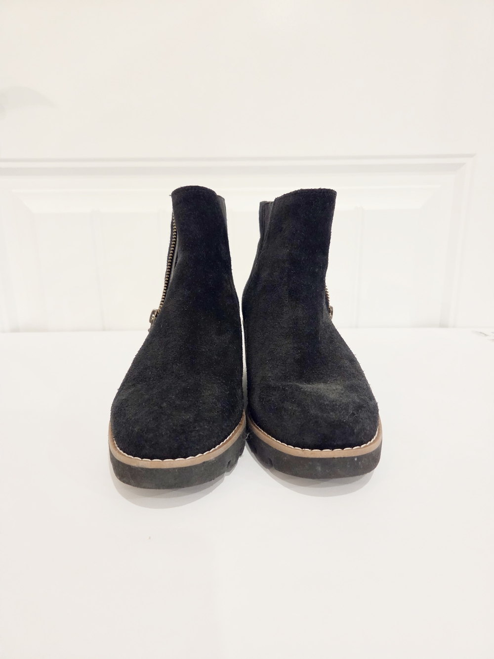 Women's Vionic Black Suede Zip Ankle Boots - Sleek Casual Style